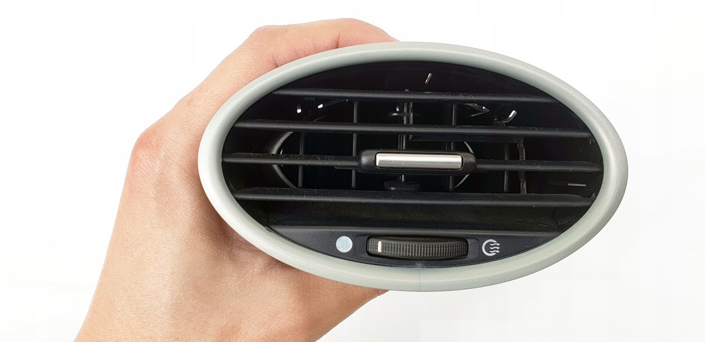 фото №11, Ford focus 2 mk2 ii овальна кругла решітка обдув панелі приладової панелі