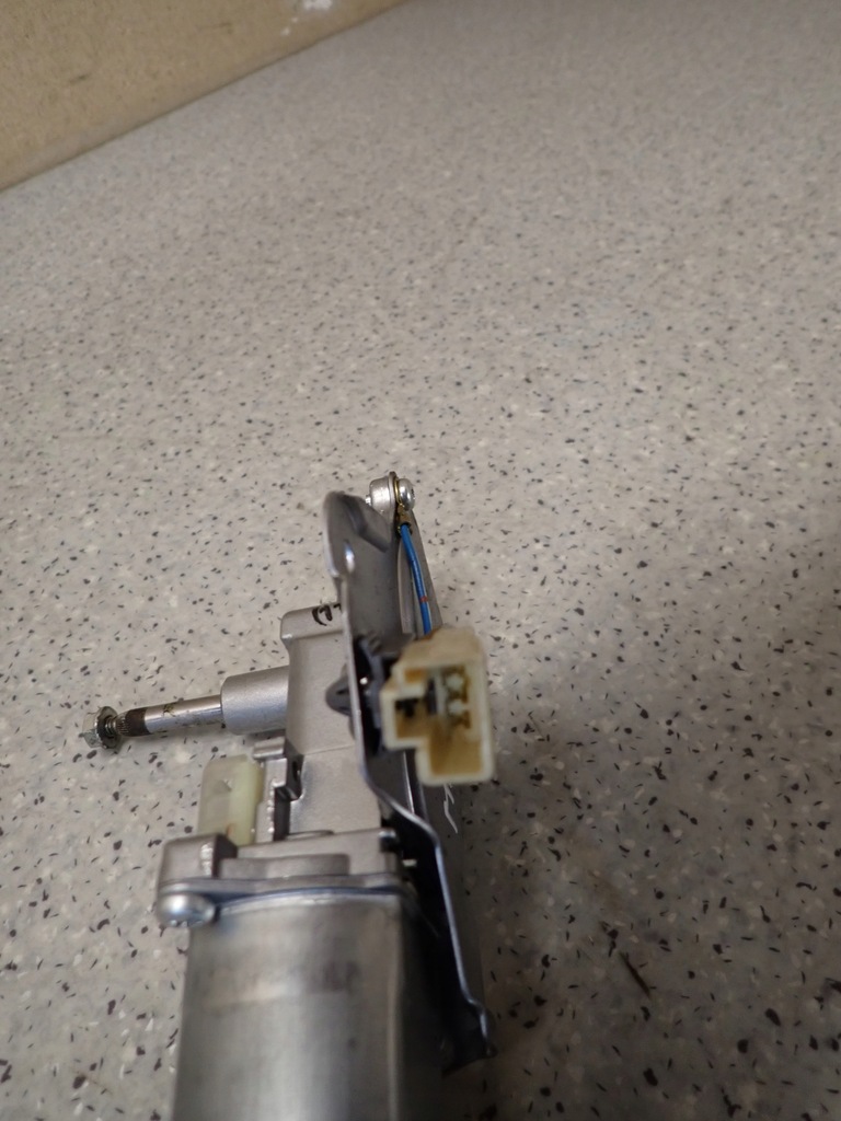 фото №5, Mazda 5 mazda5 05-10 моторчик дворники задняя