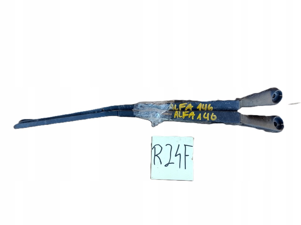 Купити Alfa romeo 146 60654028 важелі двірник комплект