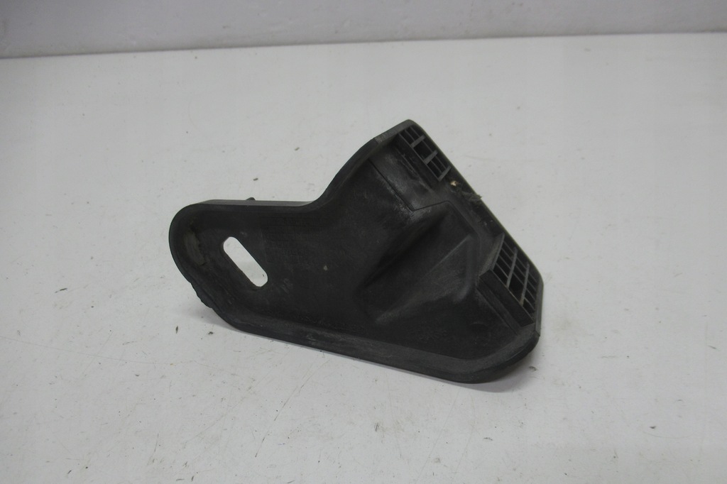 фото №3, Freelander 02r кронштейн крыла правый перед