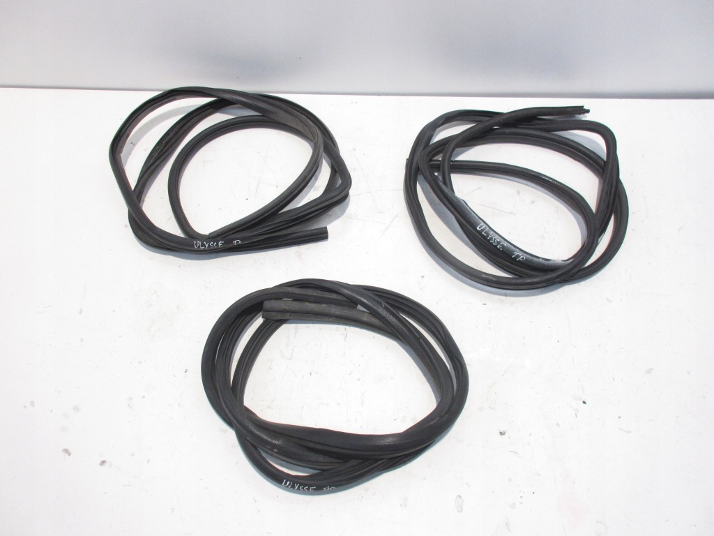 фото №1, Fiat ulysse ii уплотнители дверь левый правый задняя правый перед