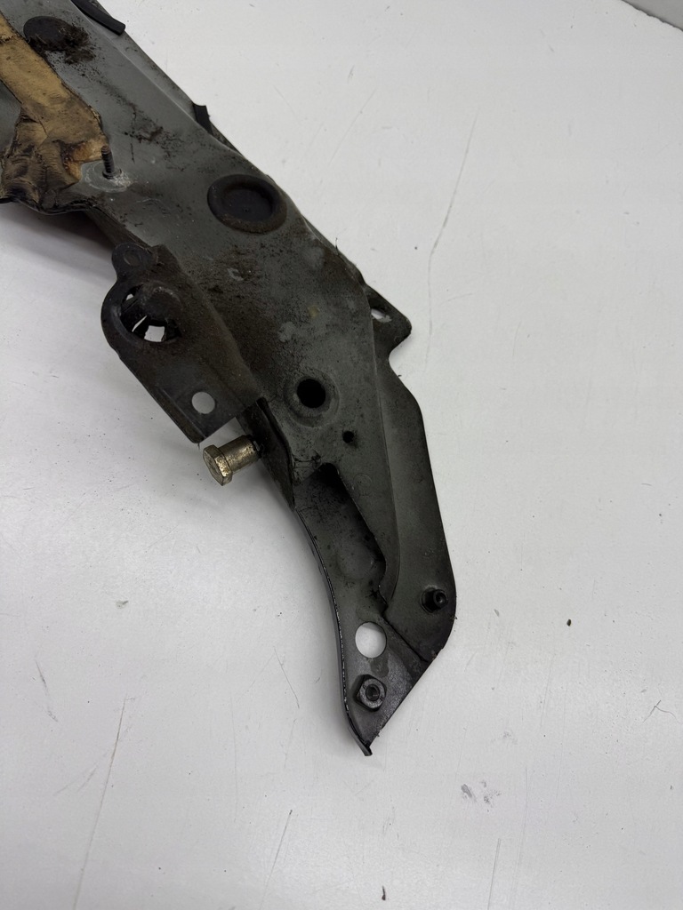 фото №9, Audi a6 s6 c7 четверть подкрылок кронштейн крыла правый перед ly9b