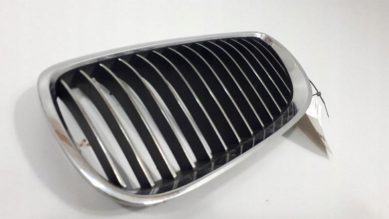 фото №3, Решітка радіатора bmw 3 e90 22405910 2008