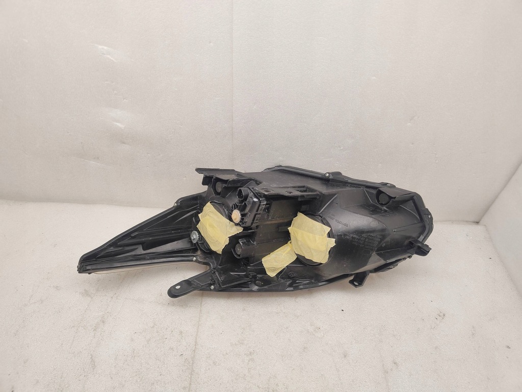 фото №11, Toyota prius iii линза zw перед сторона правая koito 47-31