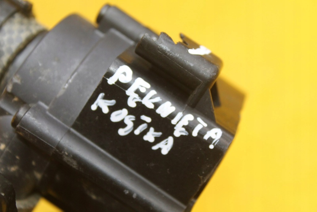 фото №8, Дополнительная помпа wody aston martin 5.2 b v12 twin turbo db11 7.05504.04.0