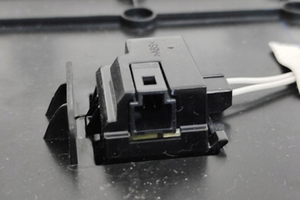 фото №7, Kia ev6 cv бардачок 84511cv100wk электрика 168kw 2022 lhd