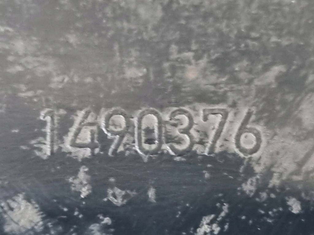 Решётка  радиатора mini cooper r50 facelift 2004 1490376 Доставка