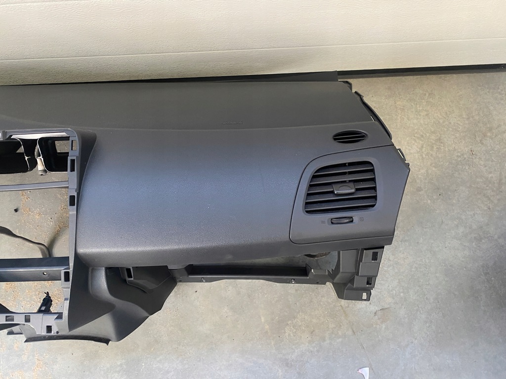 фото №10, Nissan leaf i консоль подушки безопасности ремни датчик