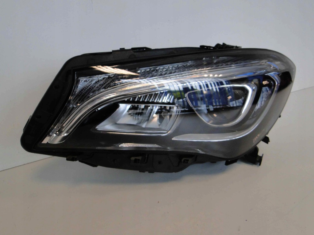 Mercedes cla 117 рестайлинг  фара левая led high perform Доставка