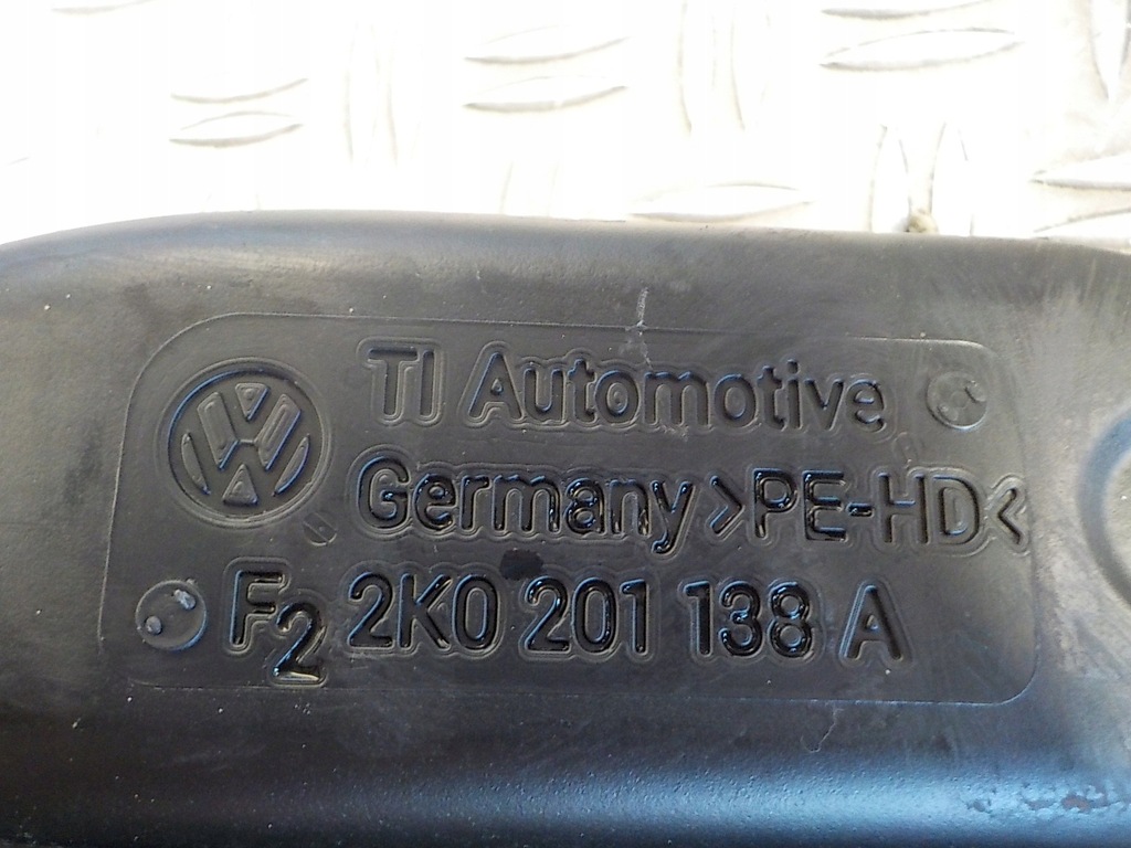 фото №12, Vw caddy iv 20- zdiornik cng 2k0201075g