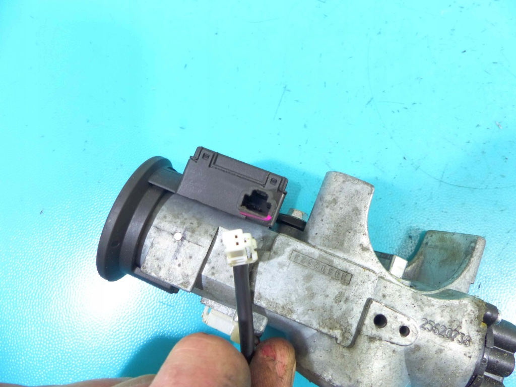 фото №14, Бортовой компьютер набор nissan micra k12 mec37-300 1.2 16v