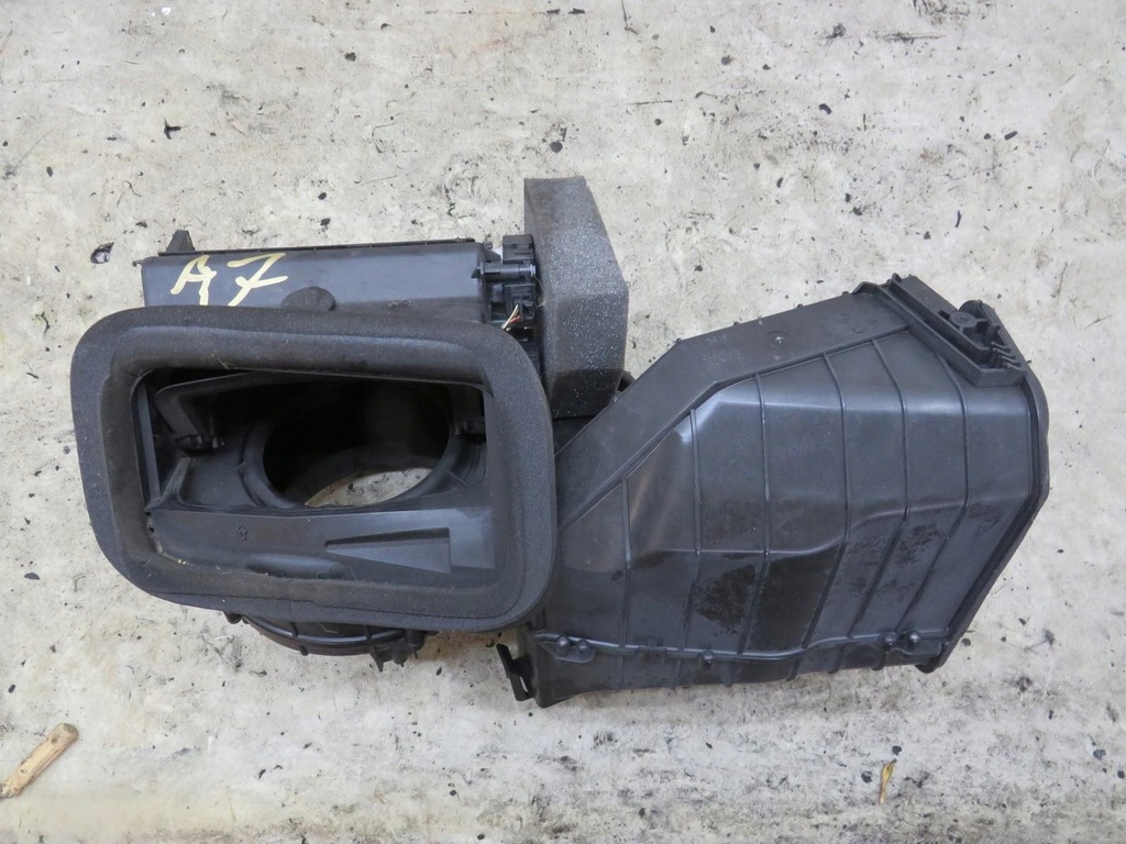 фото №1, Корпус воздуходувка отопителя audi a7