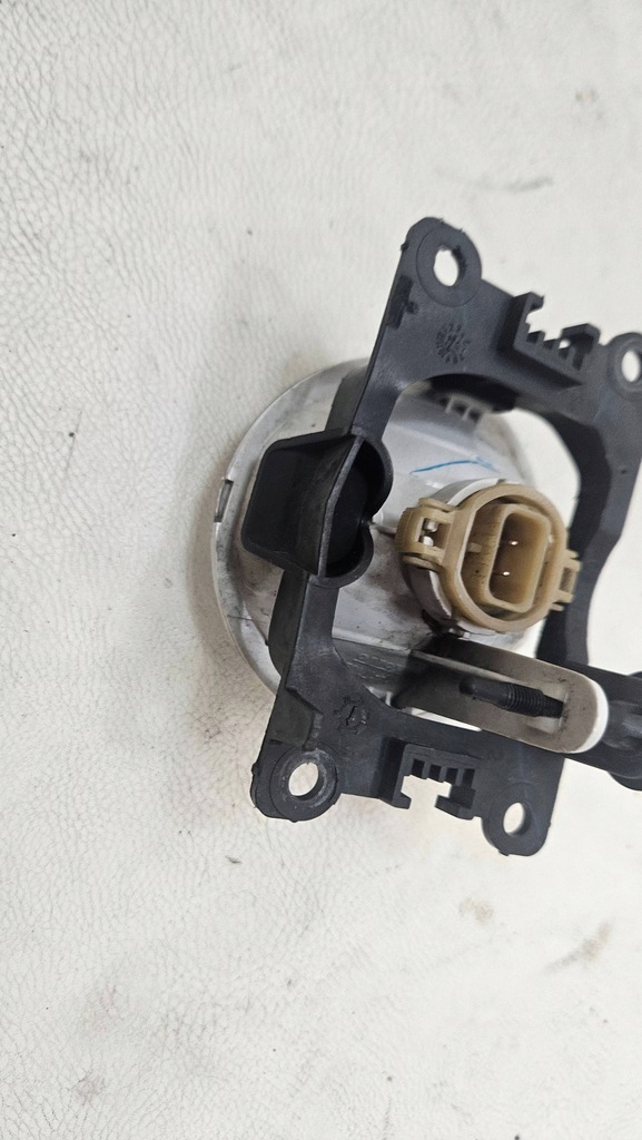 фото №5, Противотуманная фара citroen c3 ds3 peugeot 208 a046192