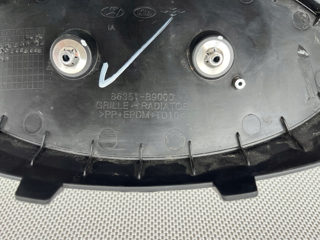 фото №9, Hyundai i10 13-16r решітка радіатора решітка решітка радіатора бампер перед