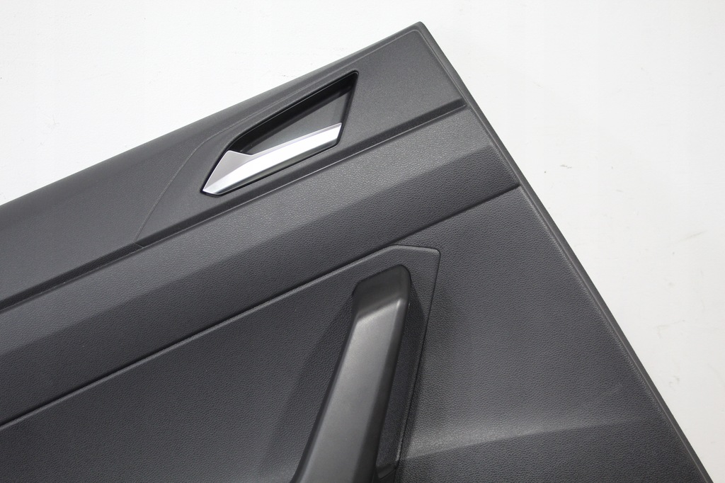 фото №4, Обшивка дверь левый задняя vw taigo 2g7 r-line