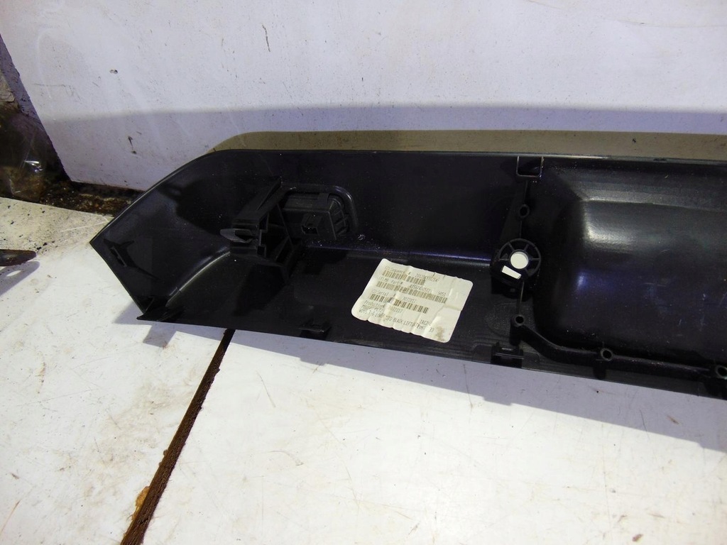 фото №8, Молдинг защита крышки mercedes ml w166