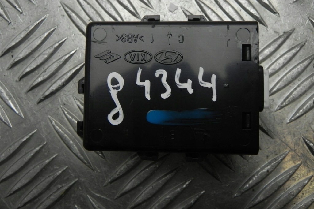 фото №1, Модуль керування keyless hyundai i40 vf 954703z250 дизель 100kw 2012