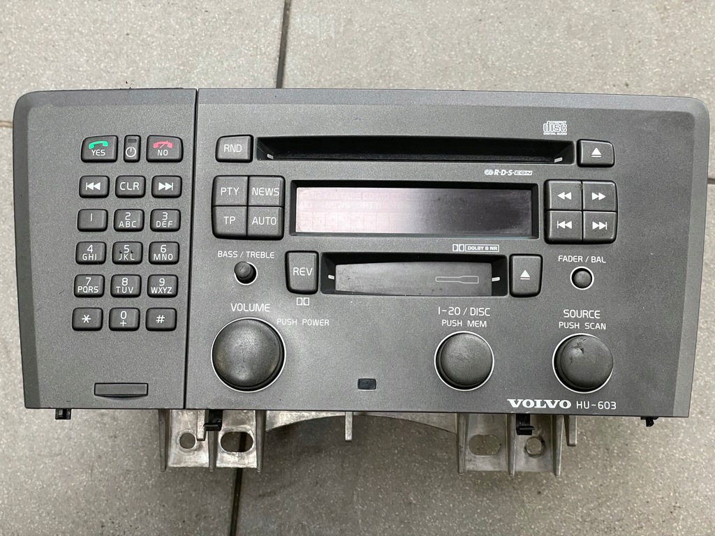 фото №1, Радио volvo s60 v70 xc70 оригинал хороший комплект
