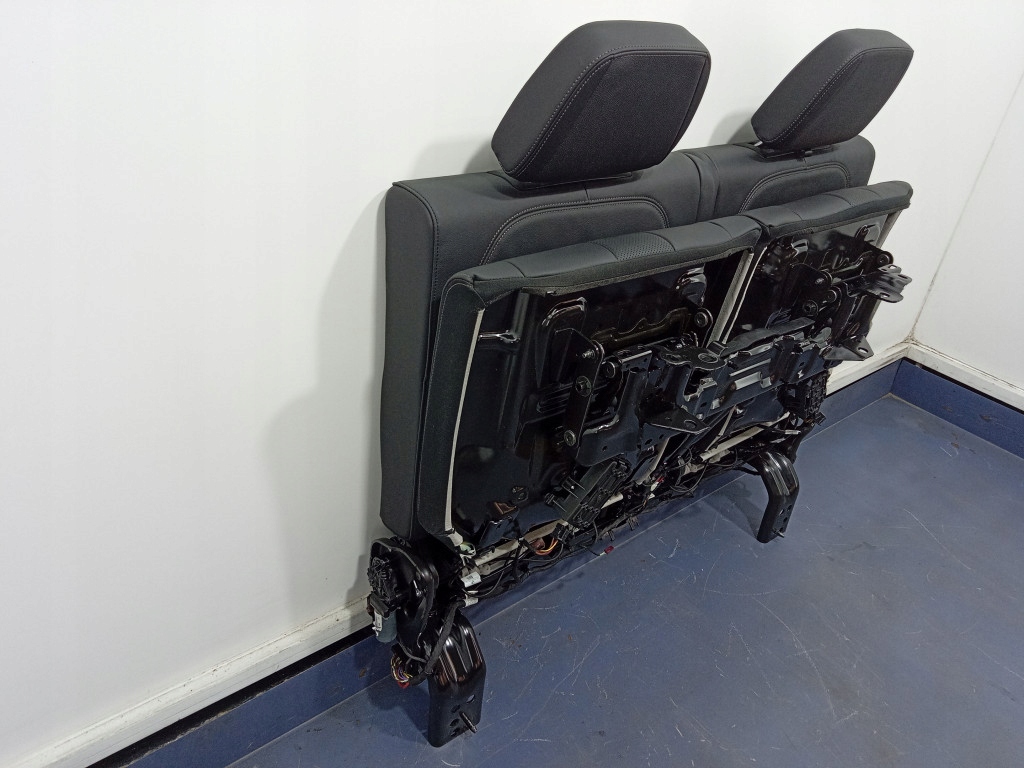 фото №4, Bmw x7 g07 заднє сидіння задня задня trzeci ряд vernasca mcsw