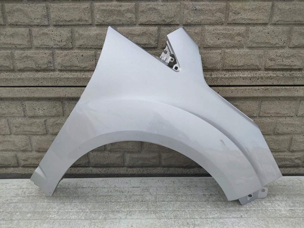 фото №1, Ford c-max mk2 2011-2019 крила правий передній оригінал