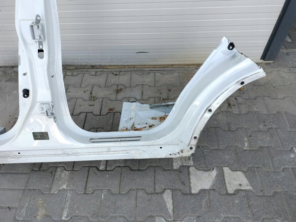 Порог левый bok стойку четверть renault koleos 2 2 2.0 dci 17r org.,.;/ Цена