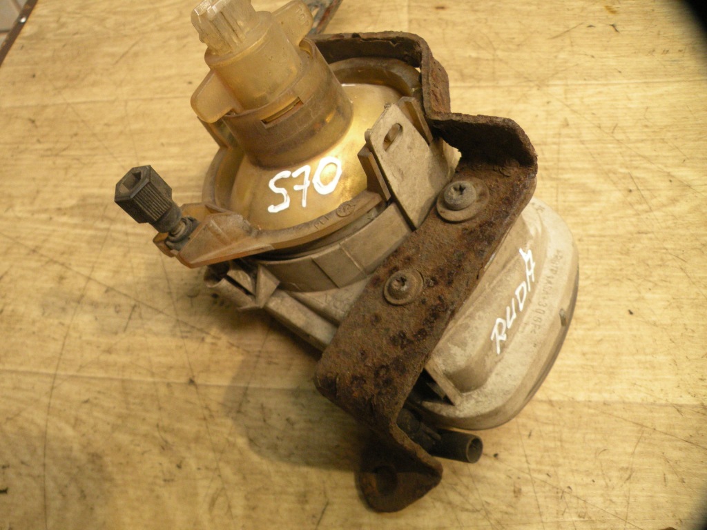 фото №4, Volvo s70 v70 97-00 противотуманная фара левый оригинал