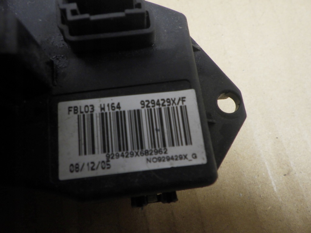 фото №5, Резистор обдув 929429x mercedes gl x164 w251