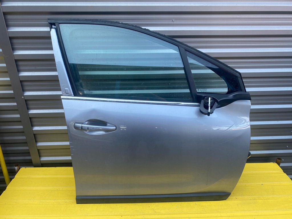 фото №1, Peugeot 2008 i дверь правый перед