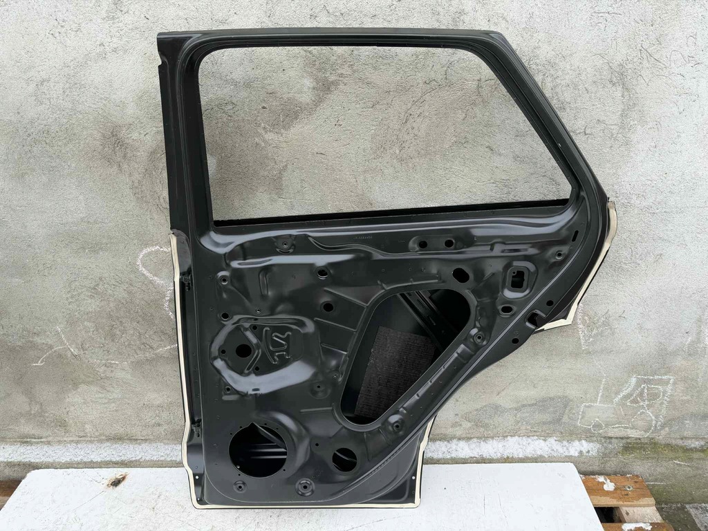 фото №11, Volkswagen t-roc 2ga двері праве задня задні nowe оригінальний номер 7748