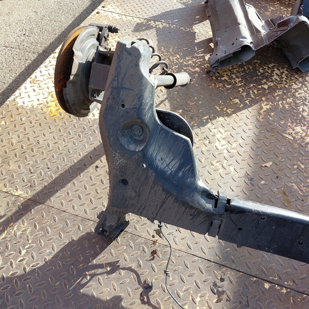 фото №12, Renault arkana 1,3tce балка подвеска задняя комплектная