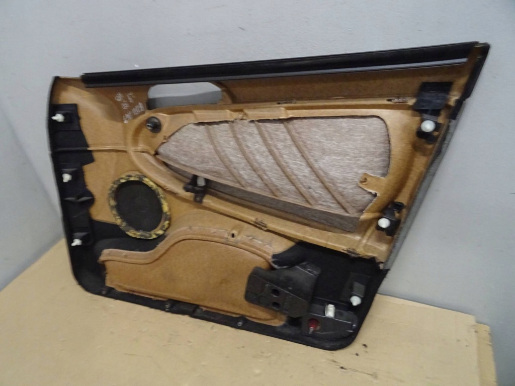 Обшивка двері лівий перед alfa romeo 147 5d hb nr677 Оригінал