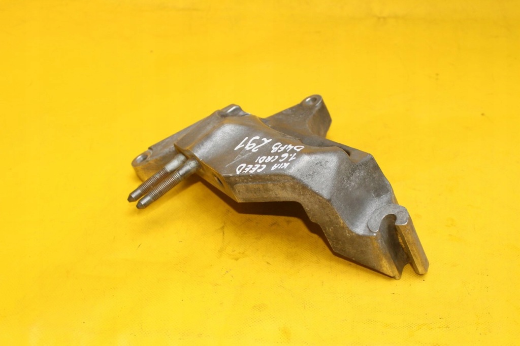 фото №4, Кронштейн двигателя kia ceed 1.6 crdi d4fb