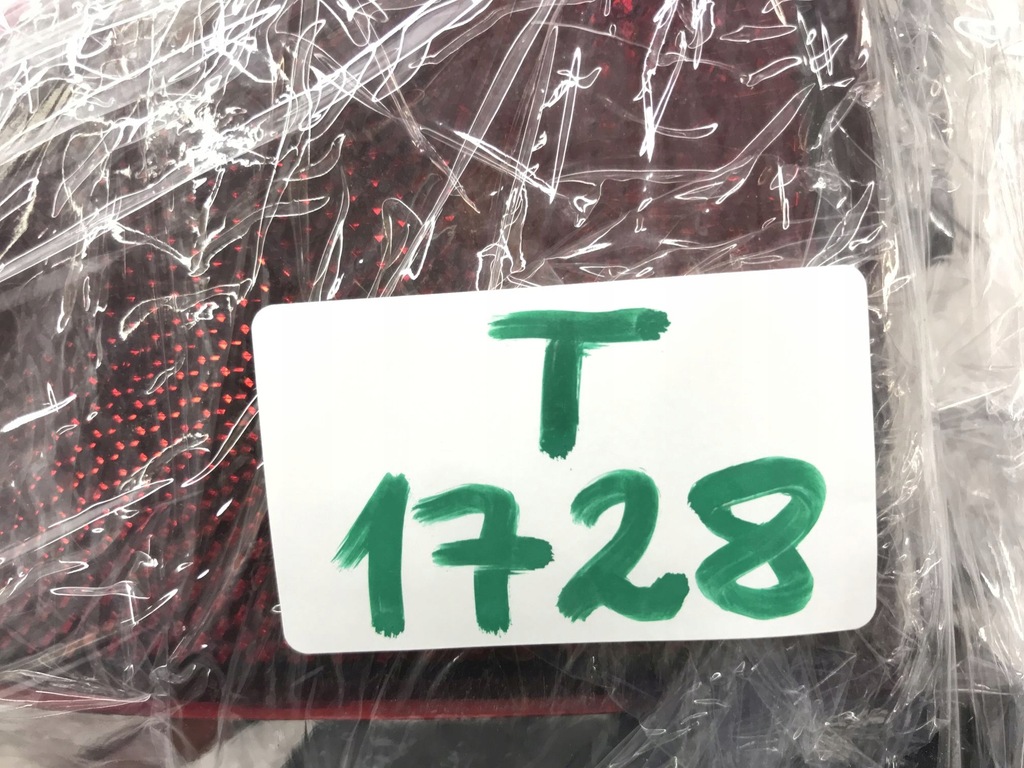 фото №11, Tesla s кришка порт заряджання 1061929-00-d