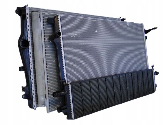 фото №1, Mercedes c w206 206 комплект радиатор wody дизель