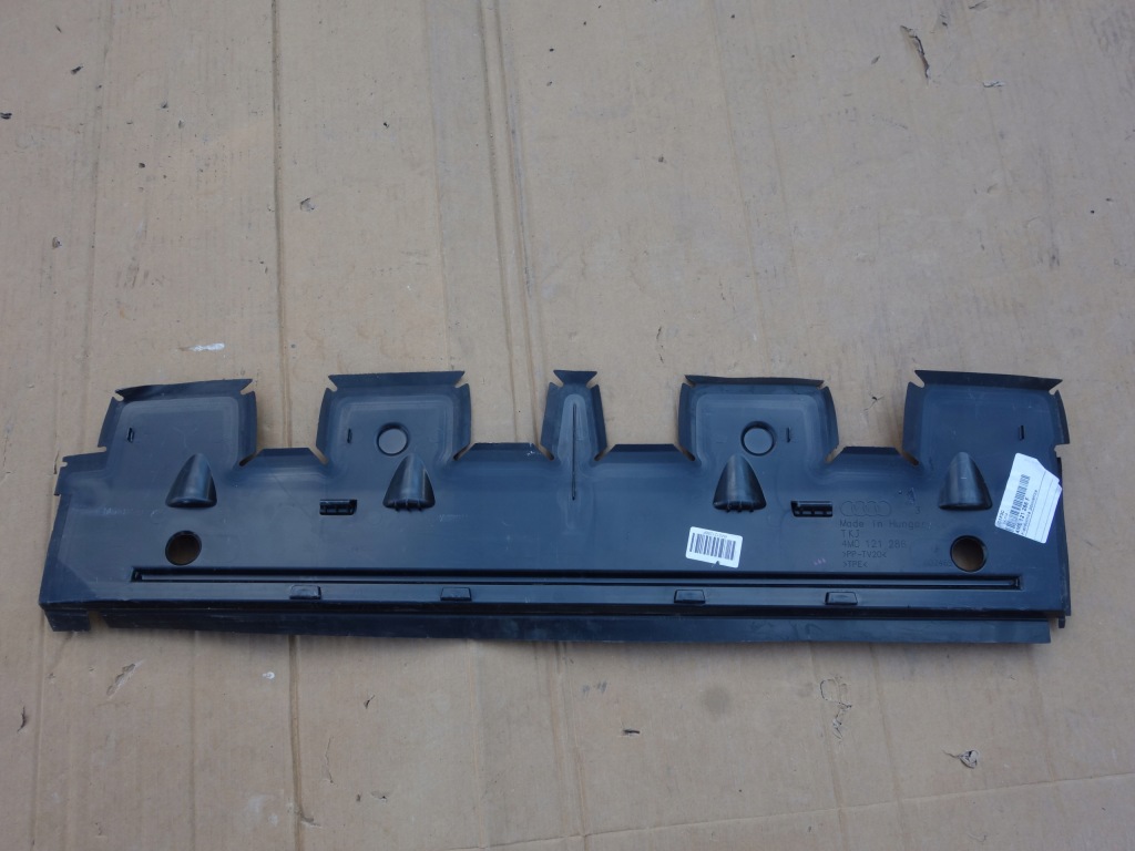 фото №1, Повітропровід повітря audi q7 4m0 нижня