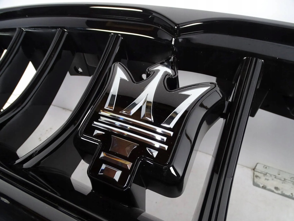 фото №8, Бампер перед передний maserati grecale trofeo карбон kpl