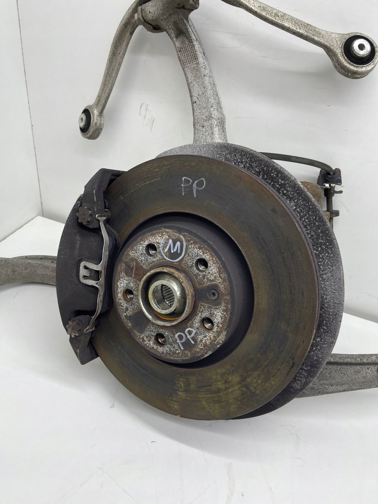 фото №6, Audi a6 c7 2.0 tdi поворотный кулак правый перед правая суппорт рычаг комплект!