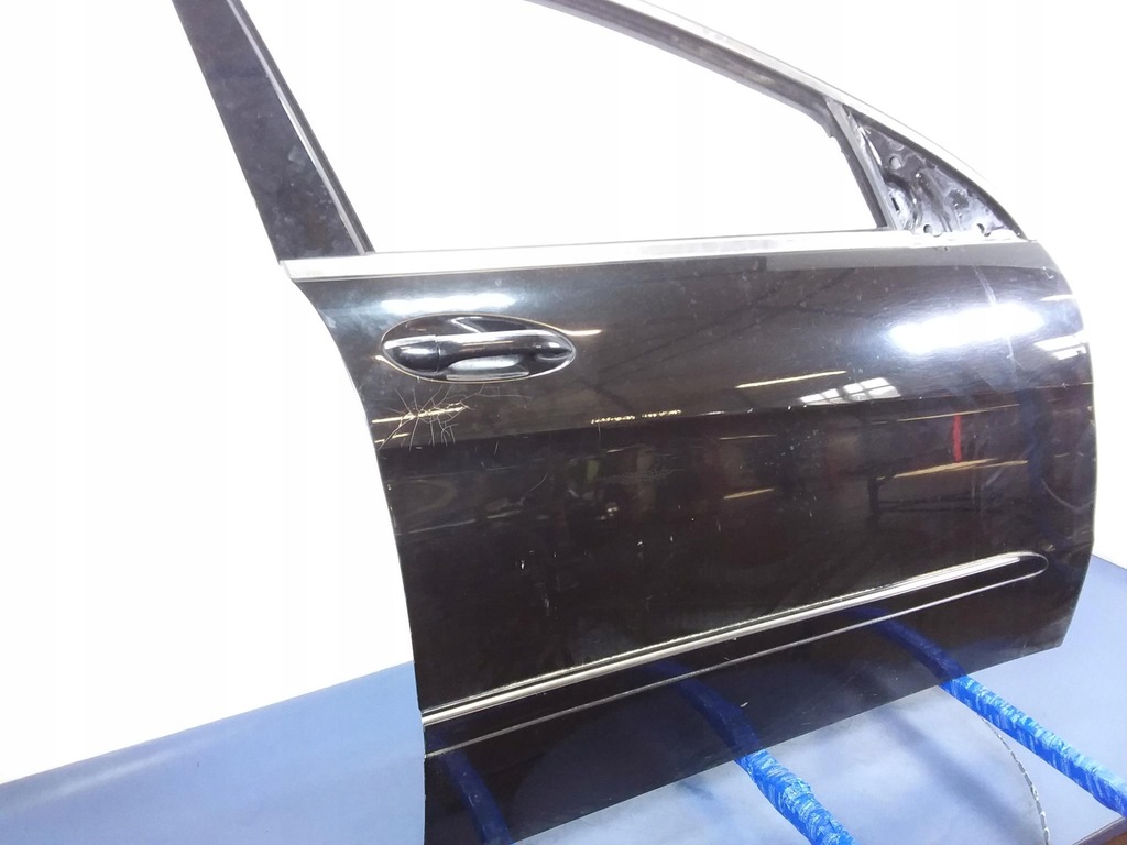 фото №3, Mercedes r w251 дверь перед правое 197