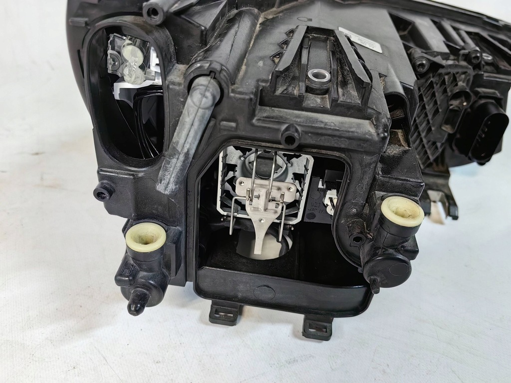 фото №9, Audi a1 8x lift - ксенон левая cała polecam