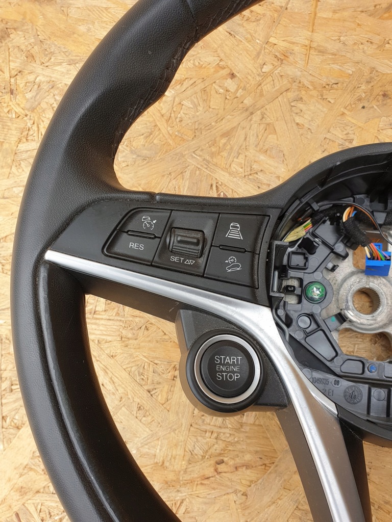 фото №3, Alfa romeo stelvio воздуховод мультифункция