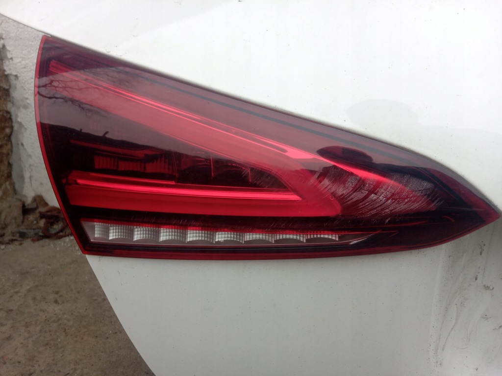 фото №2, Mercedes w177 крышка багажника задняя багажника 149