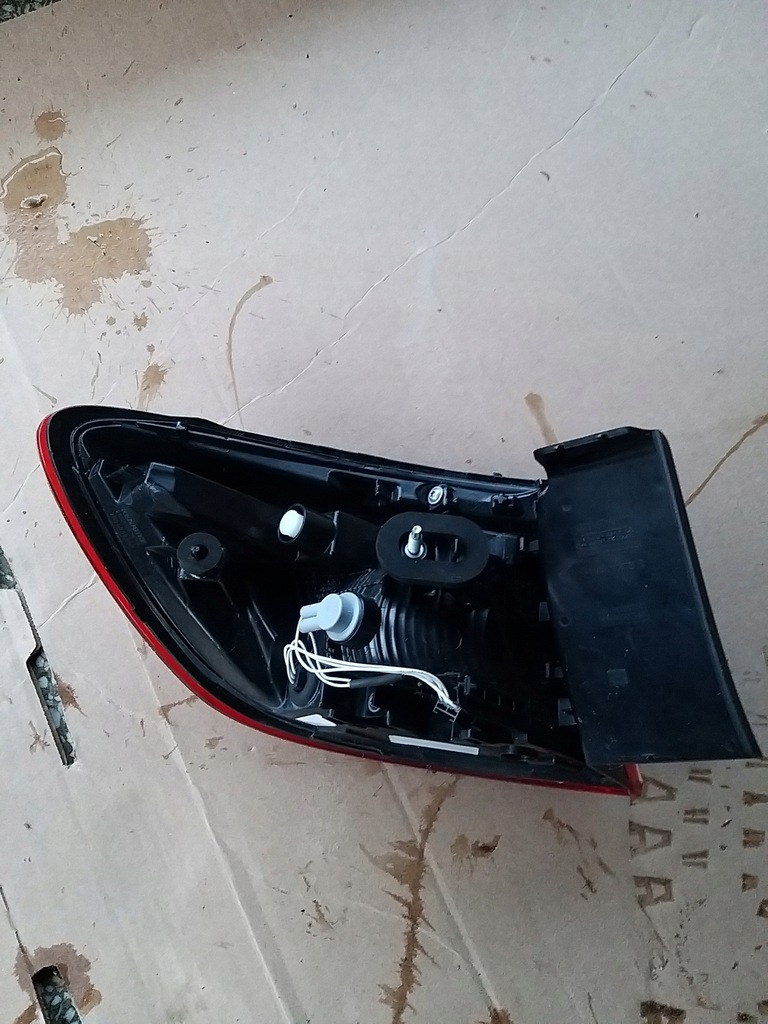 фото №2, Лампа права задня задня renault clio iv led