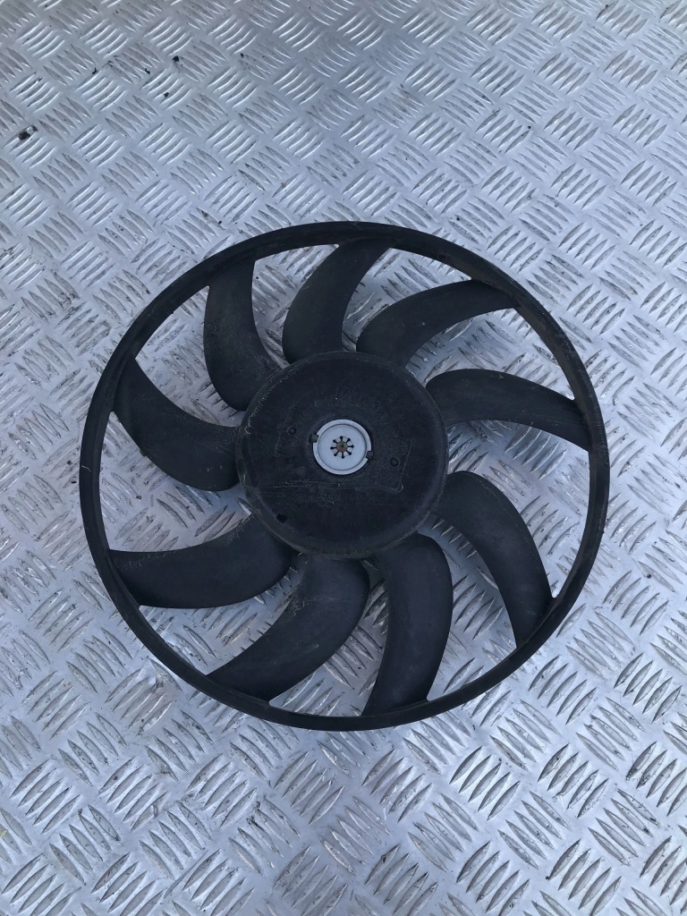 Вентилятор радіатора audi q3 8u 15- 2.0 tdi Ціна