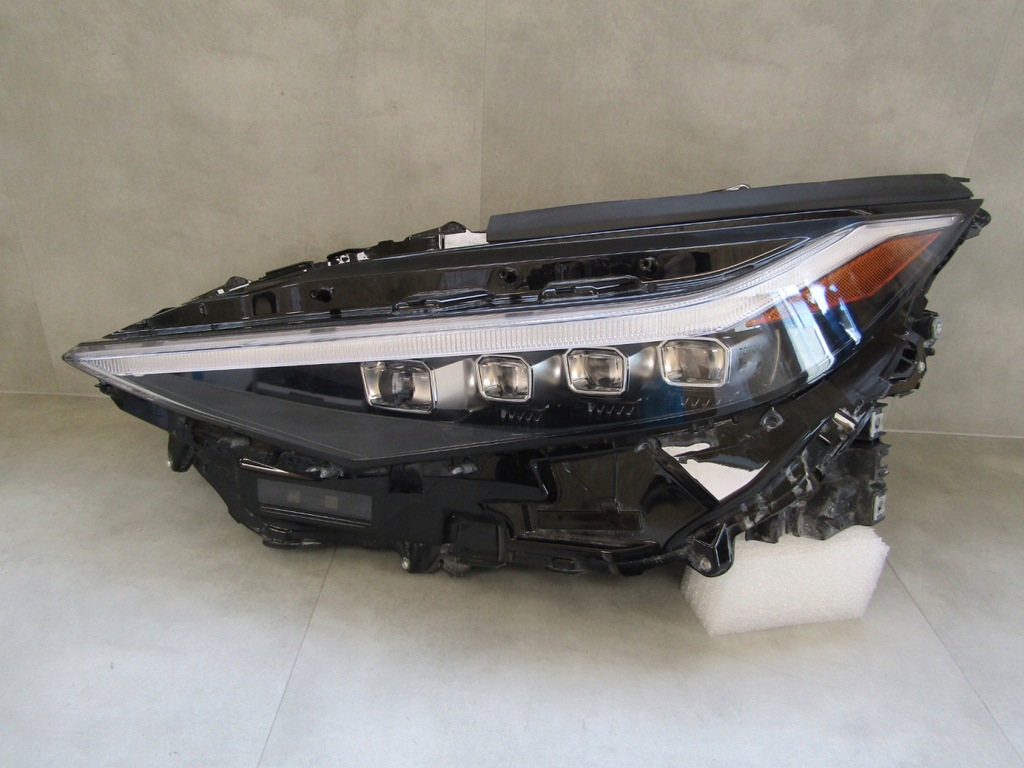 фото №1, Лампа перед toyota bz4x full led 22- lh