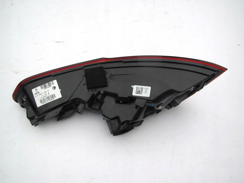 Alfa romeo stelvio 2016 - фара задній ліва led оригінальний номер Зі Шроту