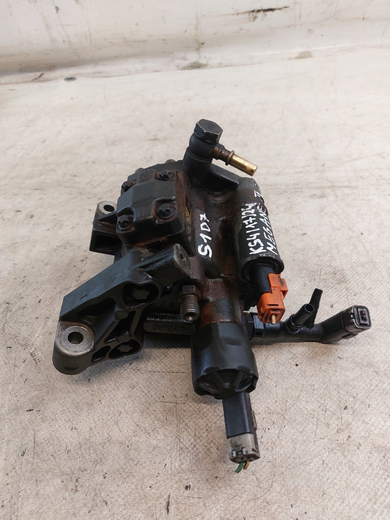 фото №4, Насос впрыскная renault megane ii 1.5dci