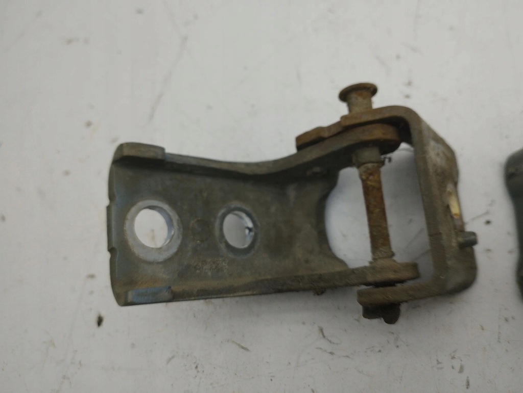 фото №6, Citroen c3 2002 левая сторона петли