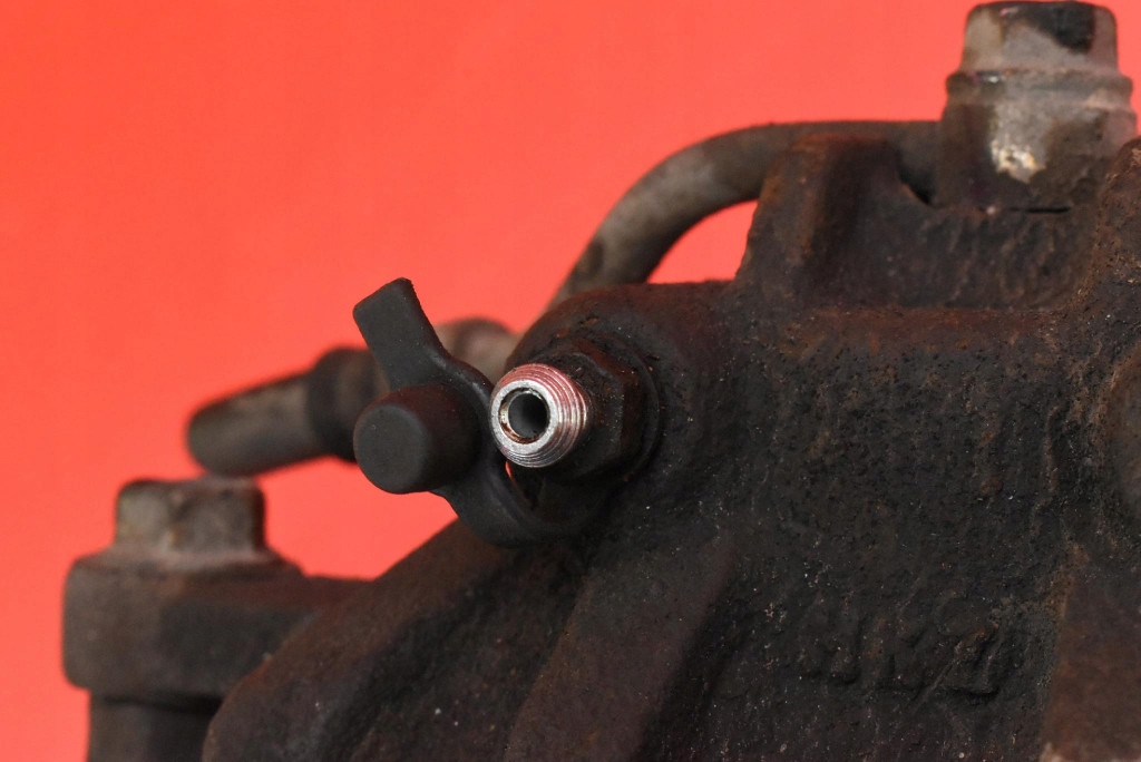 фото №7, Суппорт тормозной правый перед bc140150 hyundai i20 1 i 1.2 16v 84 km 12-14