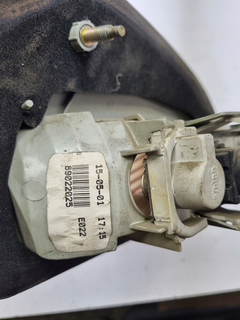 фото №4, Лампа правая задняя toyota avensis 89022025