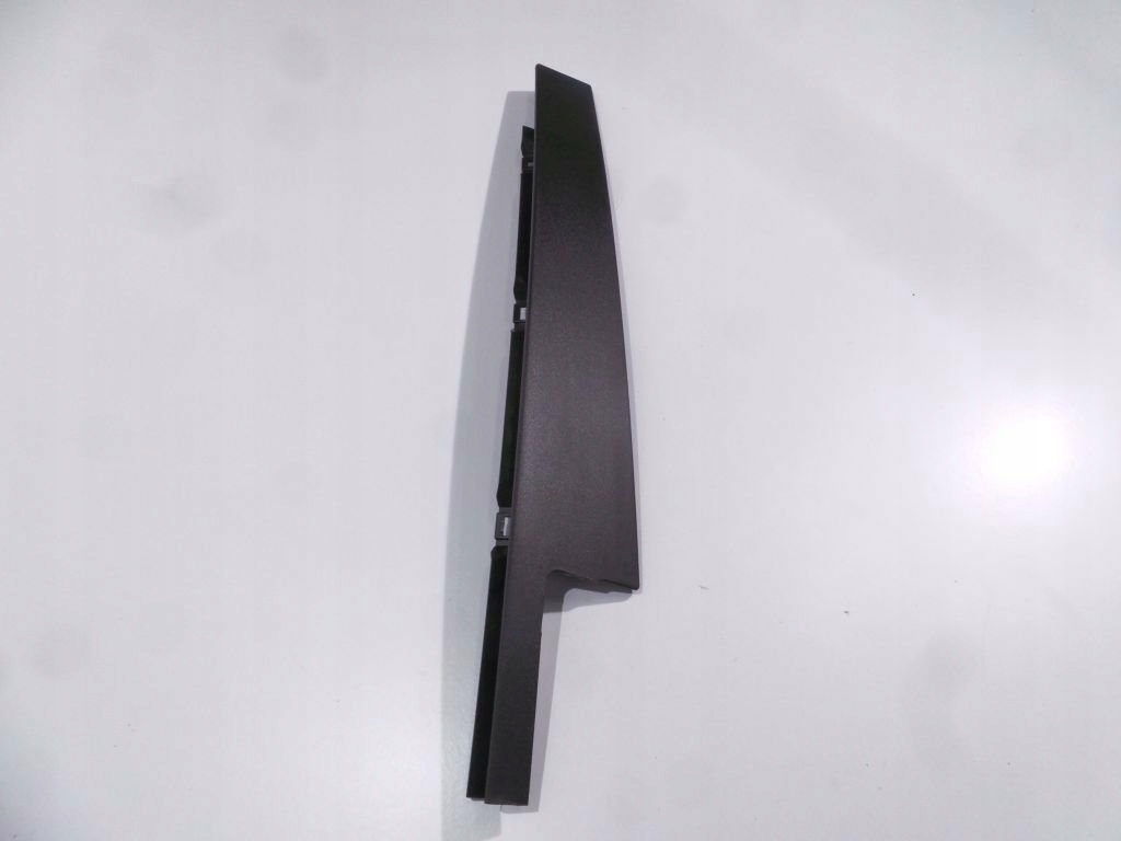 фото №1, Seat arona 2018r молдинг стойка дверь правый задняя